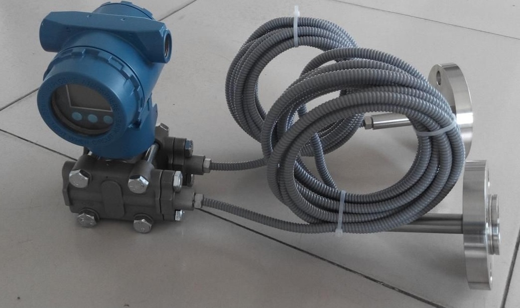 1586228437177045530.jpg 雙法蘭液位計.jpg